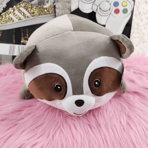 Smoochy Pals SnuggleRaccoon: Irresistibly Cute for Endless Cuddles! NWT